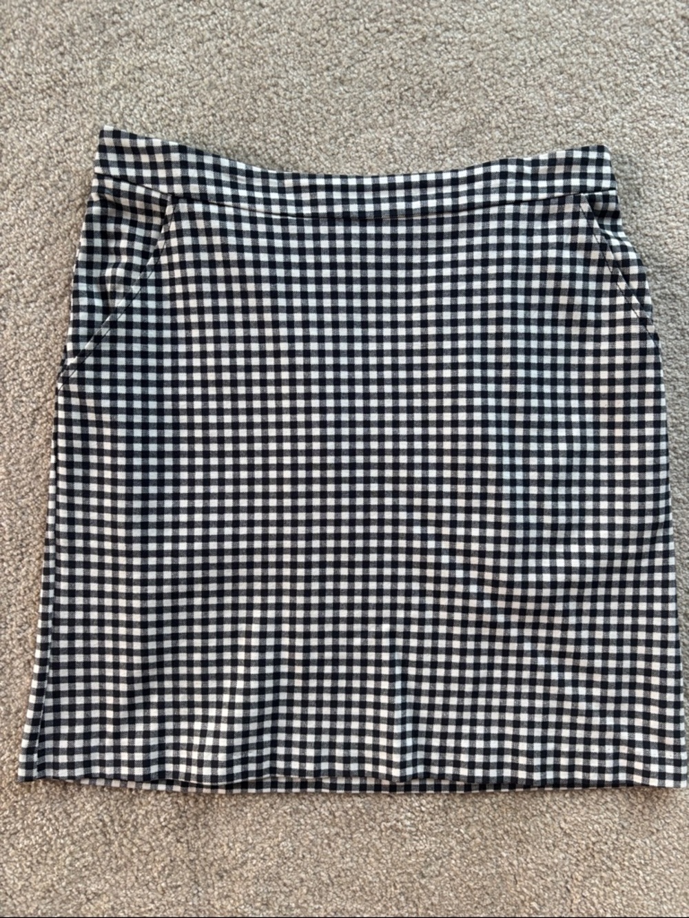 Classic Black and White Gingham Pencil Mini Skirt